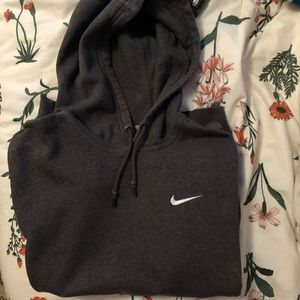 Comfy af Nike hoodie